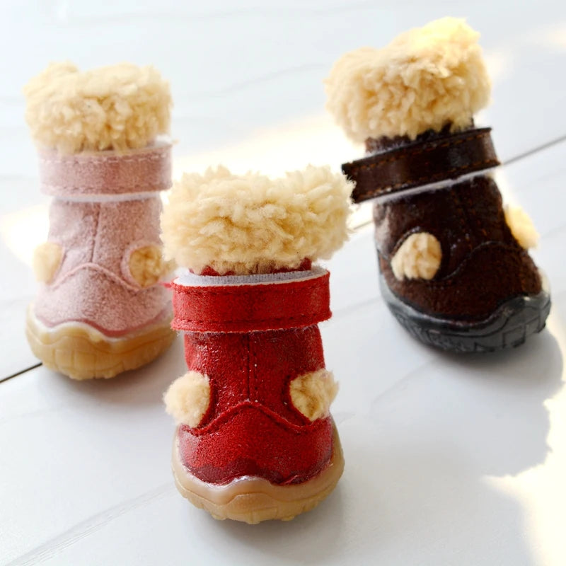 Fur lined snow boots